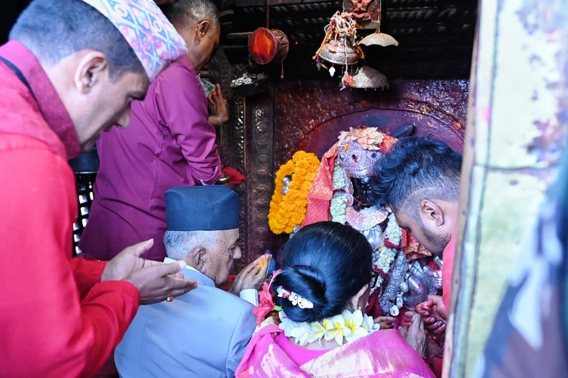 राष्ट्रपति पौडेलद्वारा पलाञ्चोक भगवती मन्दिरमा पूजाअर्चना